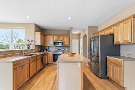 Next Photo