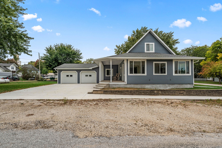 Next Photo