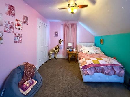 Next Photo