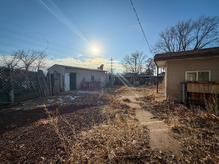 Next Photo
