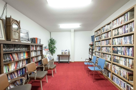 Next Photo