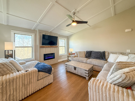 Next Photo