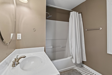 Next Photo