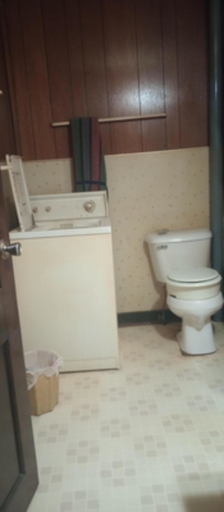 Next Photo