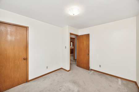 Next Photo