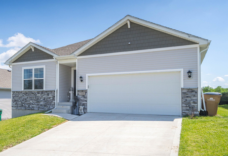 Next Photo