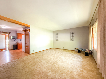 Next Photo
