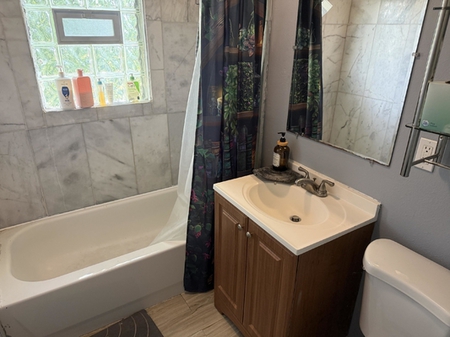 Next Photo